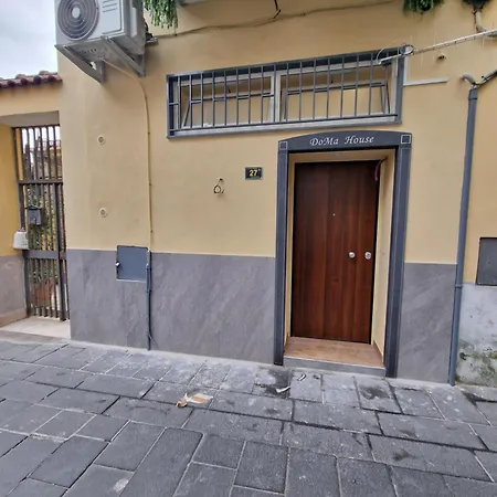 Doma House *