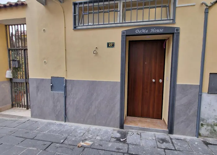 Doma House *